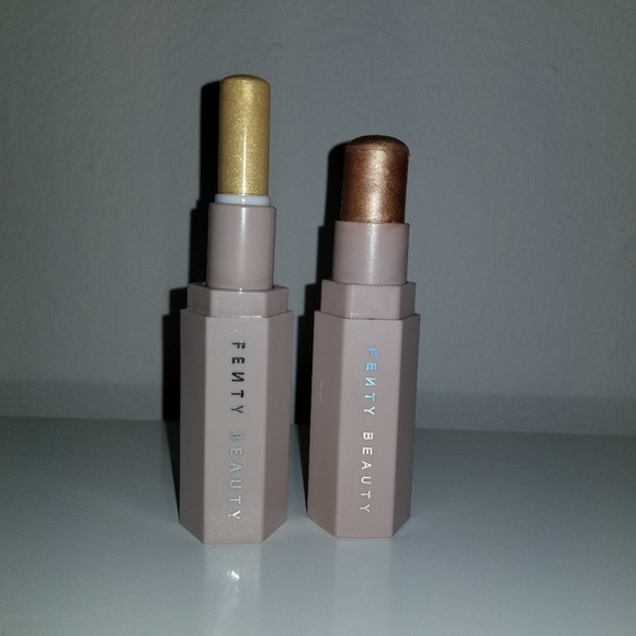 BEWARE - COUNTERFEIT FENTY BEAUTY STICKS - Picture 3 of 7